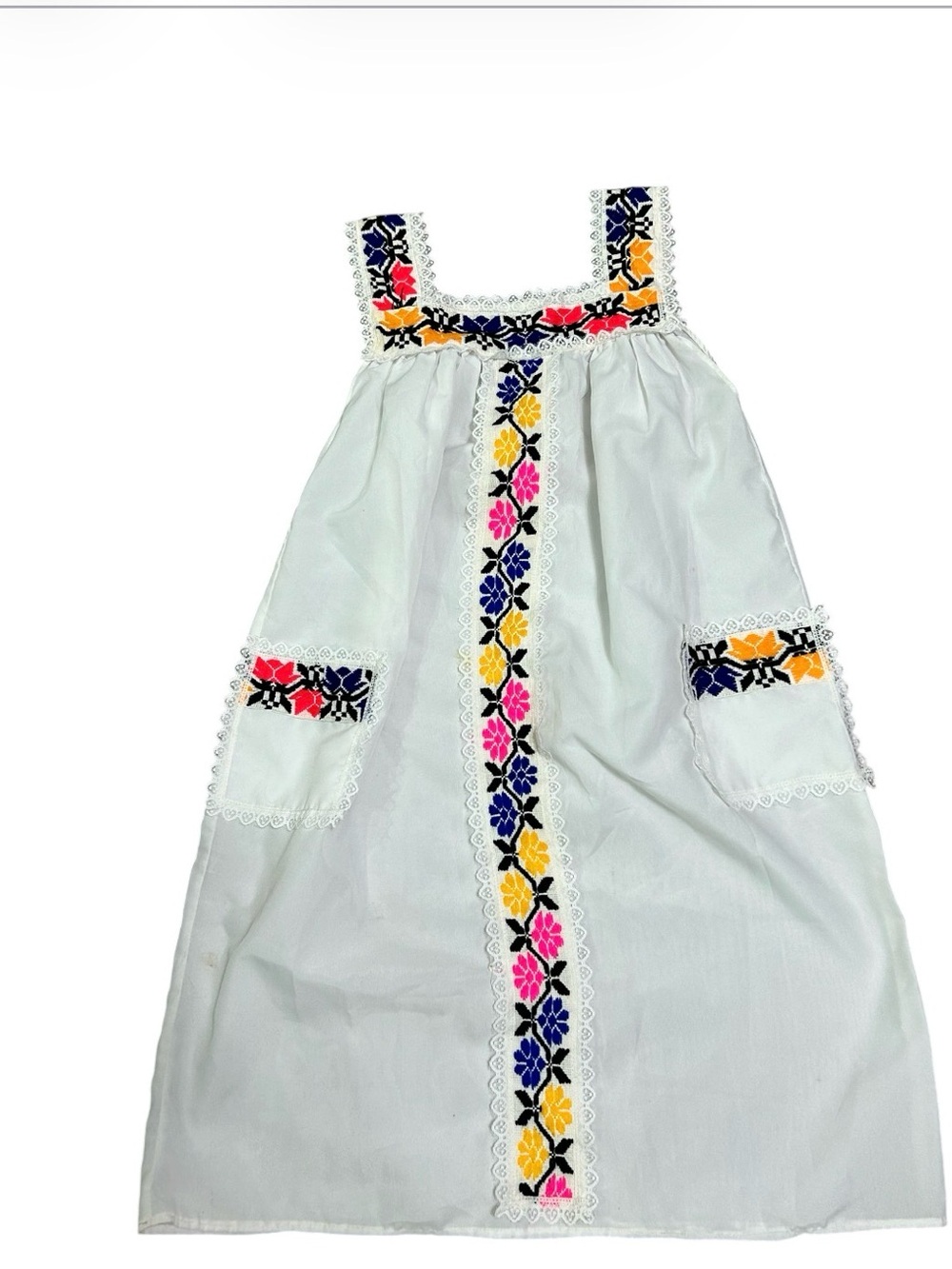 Artesanal White women’s ' Embroidered Nightgown with Pink, Yellow & Blue Accents